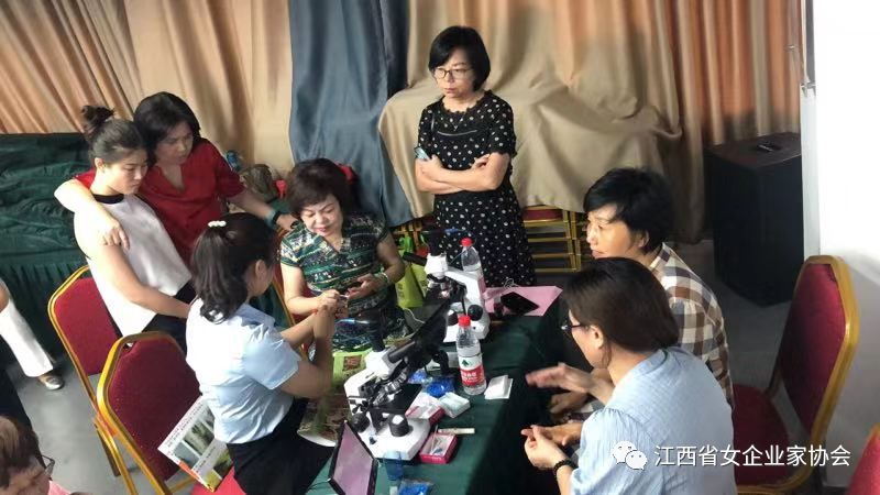 https://mmbiz.qpic.cn/mmbiz_png/0wU5kO9vrqe97uppexSV38GN9Mjd2672L8niaym6k8mj9a2IDtq5UHVuibNliaiaRV2wtxEfloTmy9xxnnc0Q8Ou9w/640?wx_fmt=png&wxfrom=5&wx_lazy=1&wx_co=1