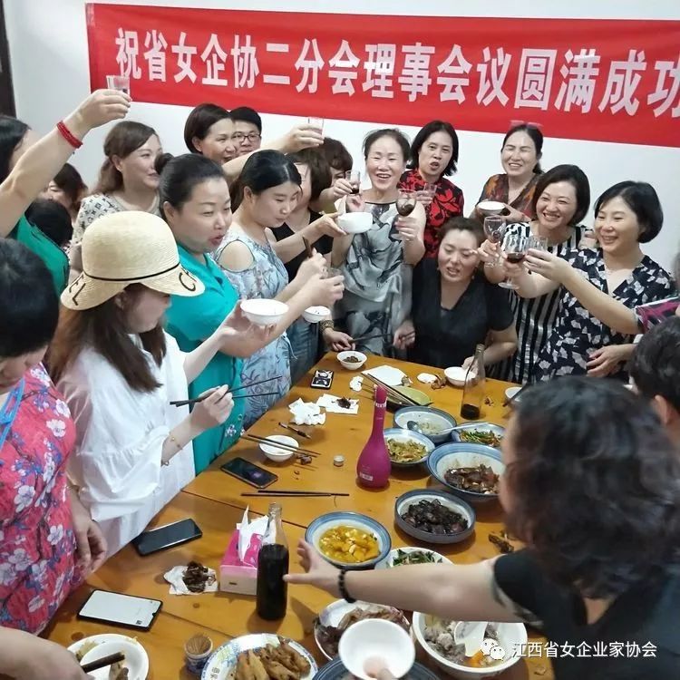 https://mmbiz.qpic.cn/mmbiz_jpg/0wU5kO9vrqcCDJ3Vc0nficmcmcUdtUNlwNLFtOFIG206liciapIHdBiaF3705dymHUGUEHJOaRia1P8jp3lxWhlnQdQ/640?wx_fmt=jpeg&wxfrom=5&wx_lazy=1&wx_co=1