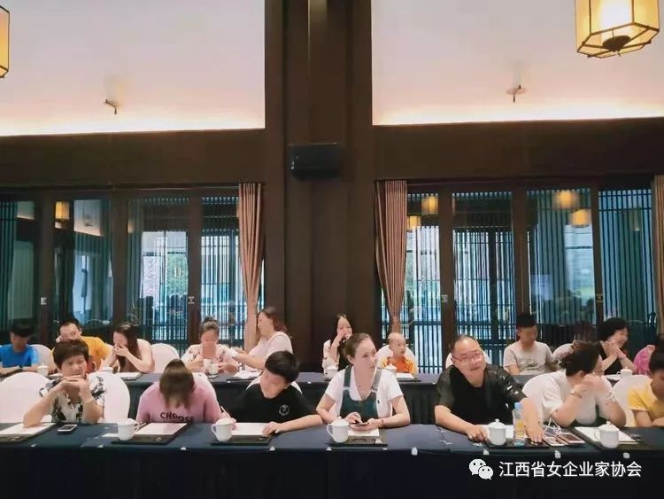 https://mmbiz.qpic.cn/mmbiz_jpg/0wU5kO9vrqeHGANWkYuDMo8vzXYv1FoTlPCH40YUoib24J8l4o7qa5ZkBCIc3UxdqYuAh7V4ClYXBE3QSYb4iaCw/640?wx_fmt=jpeg&wxfrom=5&wx_lazy=1&wx_co=1